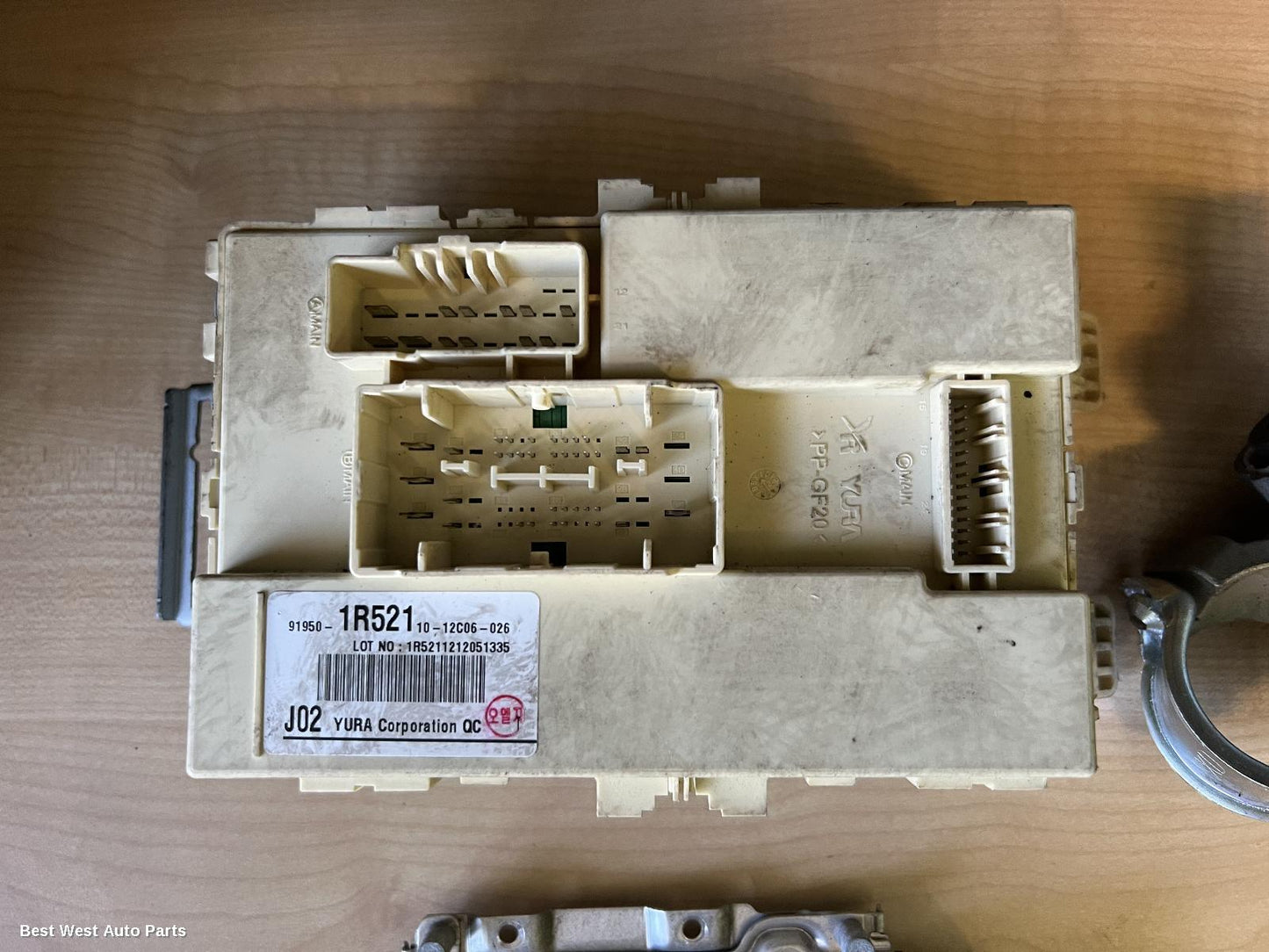 2013 HYUNDAI ACCENT Ecu