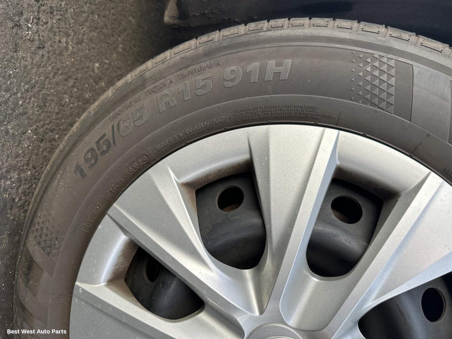 2017 TOYOTA COROLLA Wheel Cover/Hub Cap