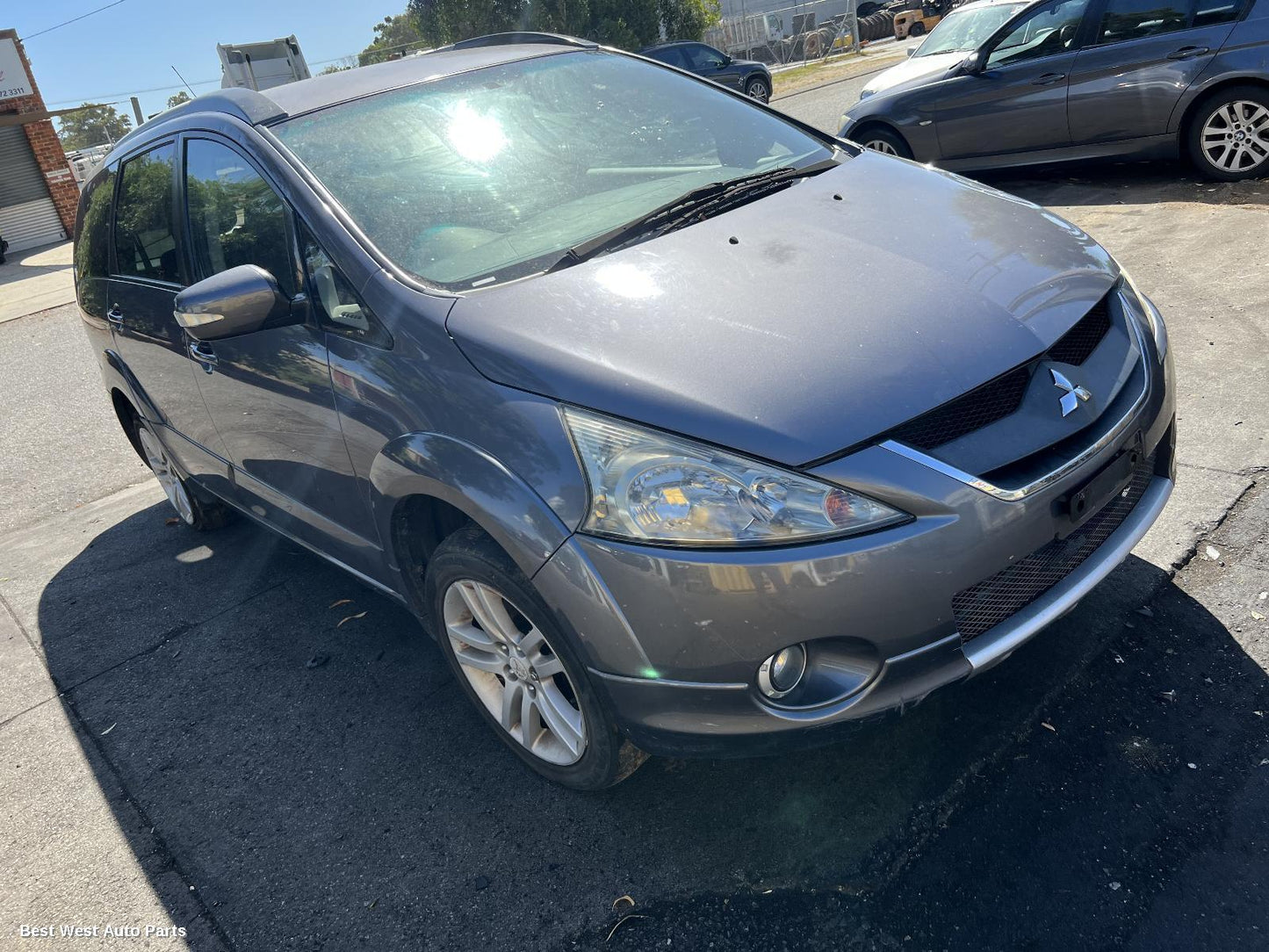 2009 MITSUBISHI GRANDIS Right Headlamp