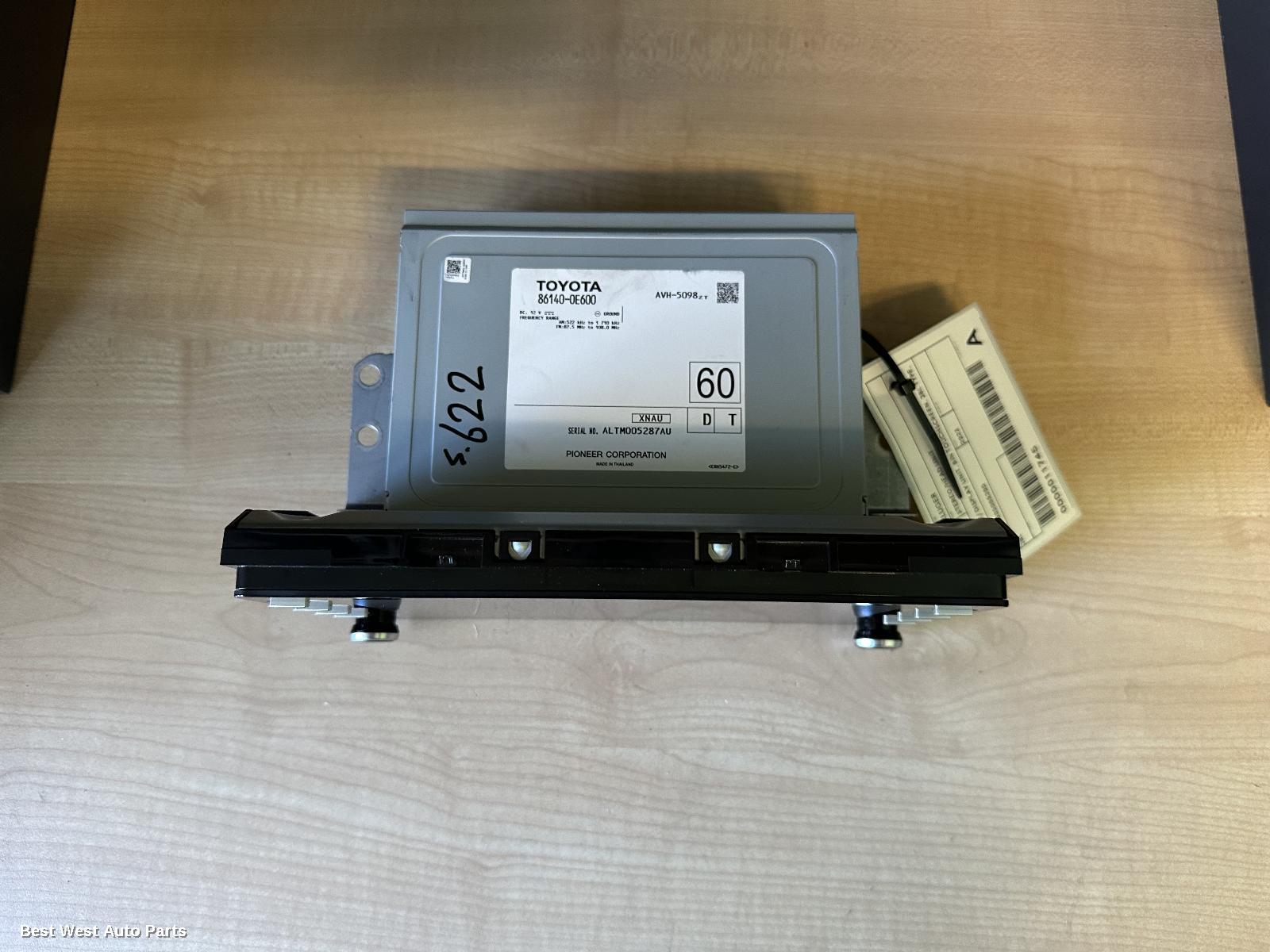 2022 TOYOTA KLUGER Radio/Cd/Dvd/Sat/Tv