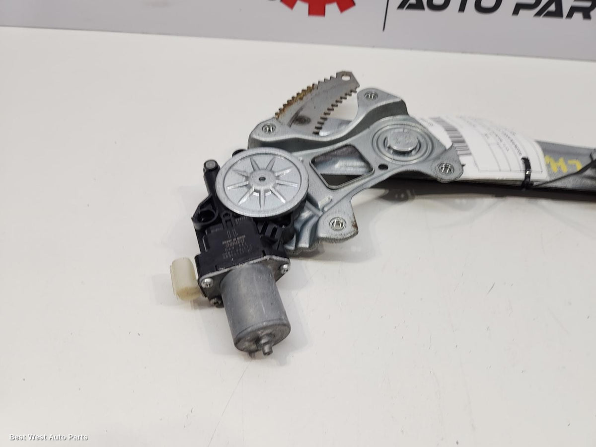 2019 MITSUBISHI ECLIPSE CROSS Left Front Window Reg/Motor