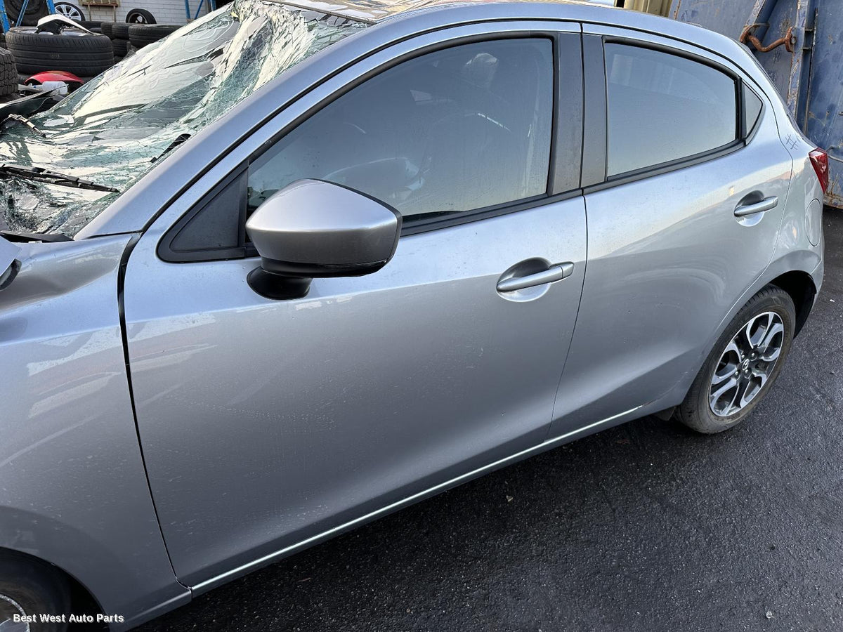 2019 MAZDA 2 Left Taillight