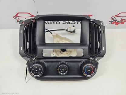 2017 HOLDEN COLORADO Heater/Ac Controls