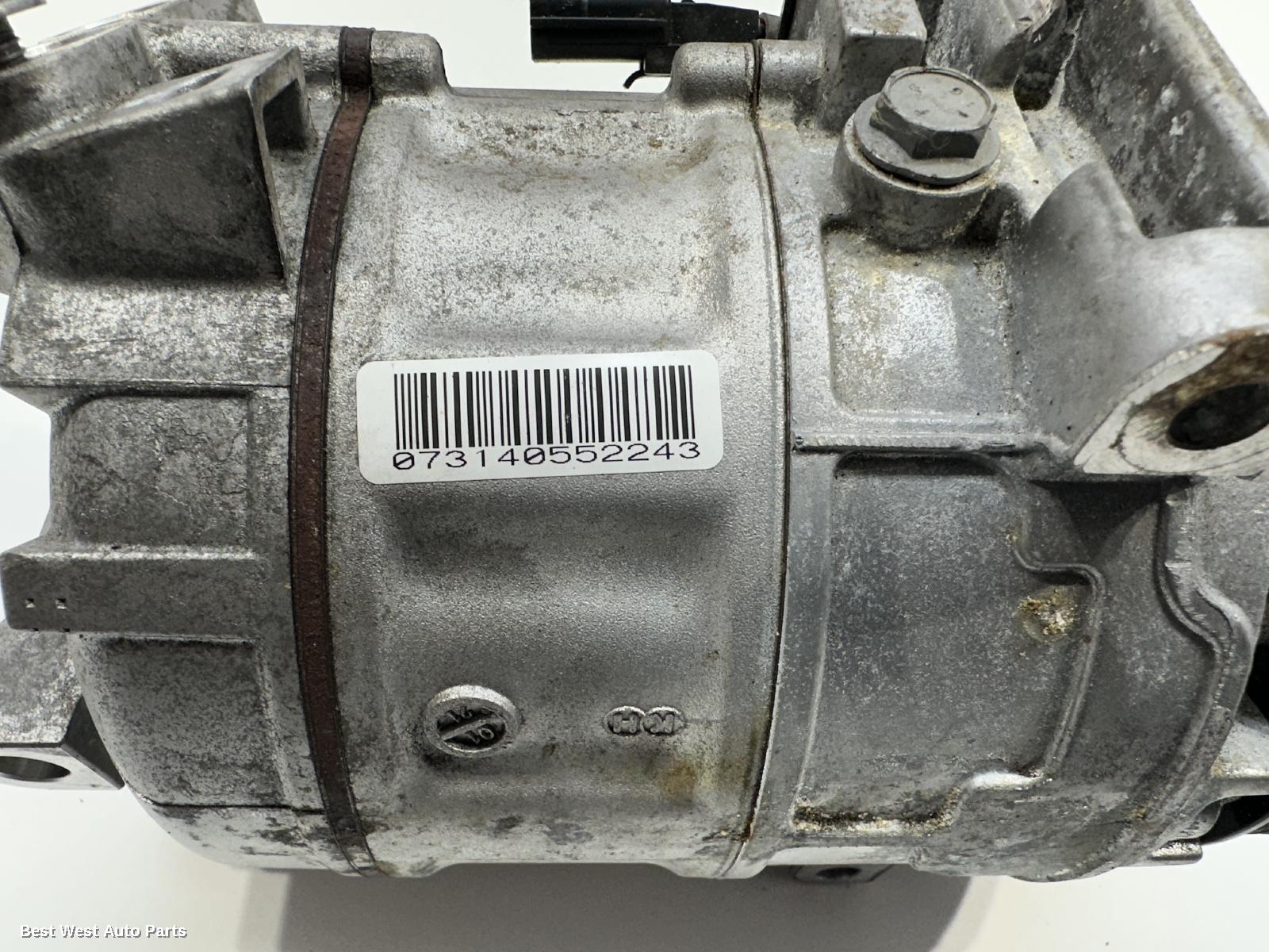 2024 RENAULT TRAFIC A/C Compressor