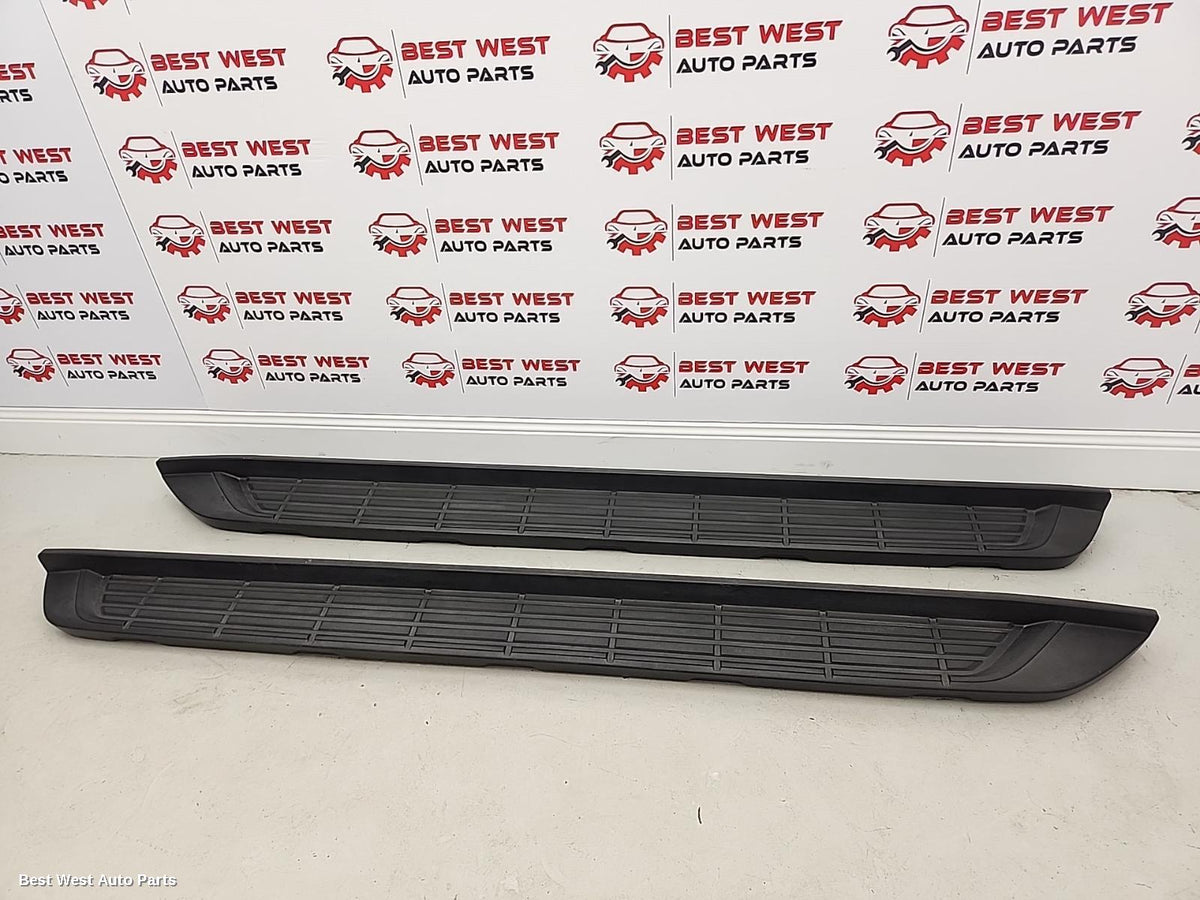 2018 SUBARU XV Side Step/Skirt