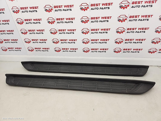 2018 SUBARU XV Side Step/Skirt