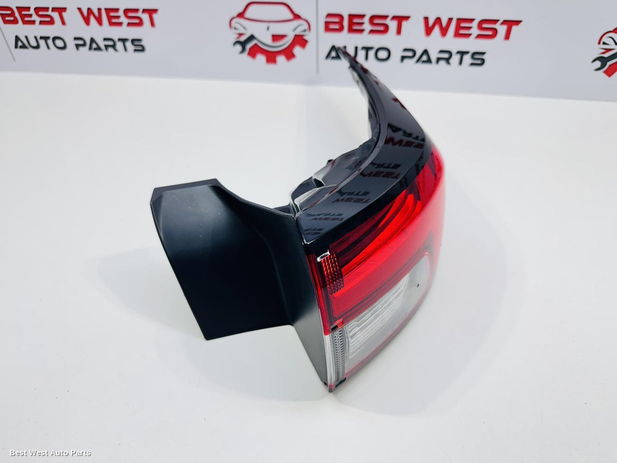 2023 MITSUBISHI OUTLANDER Right Taillight