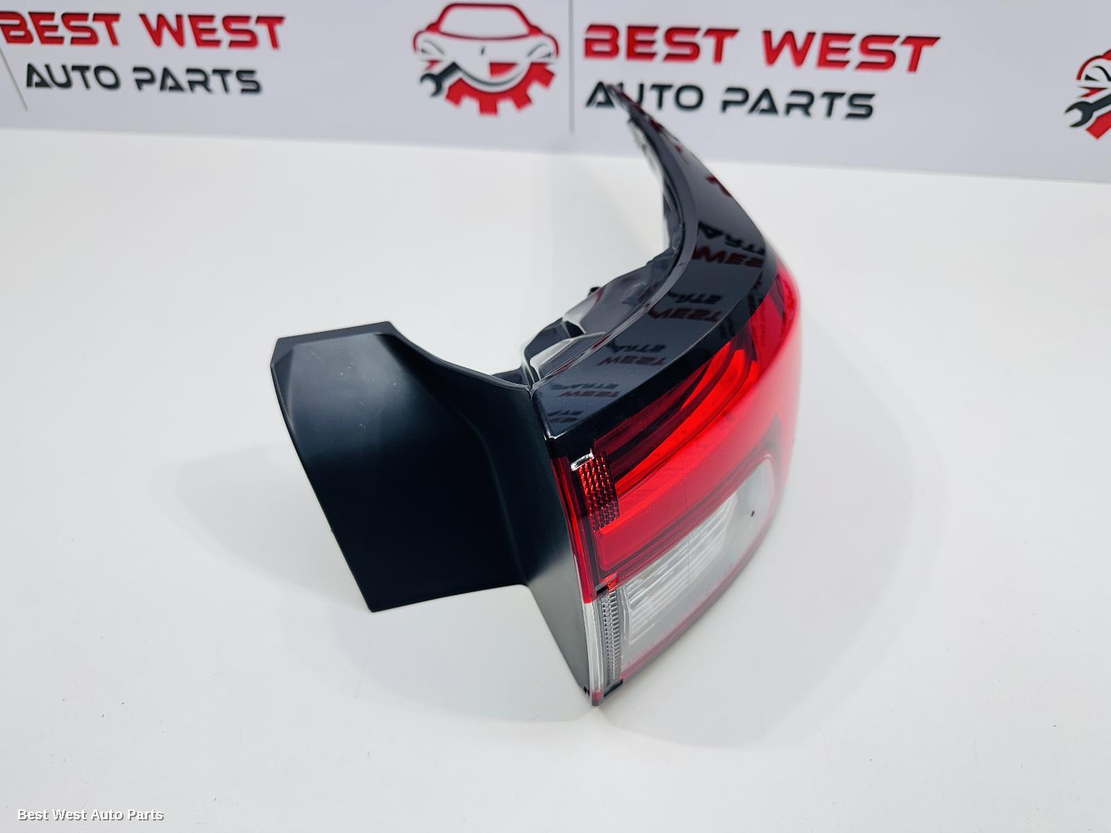 2023 MITSUBISHI OUTLANDER Right Taillight