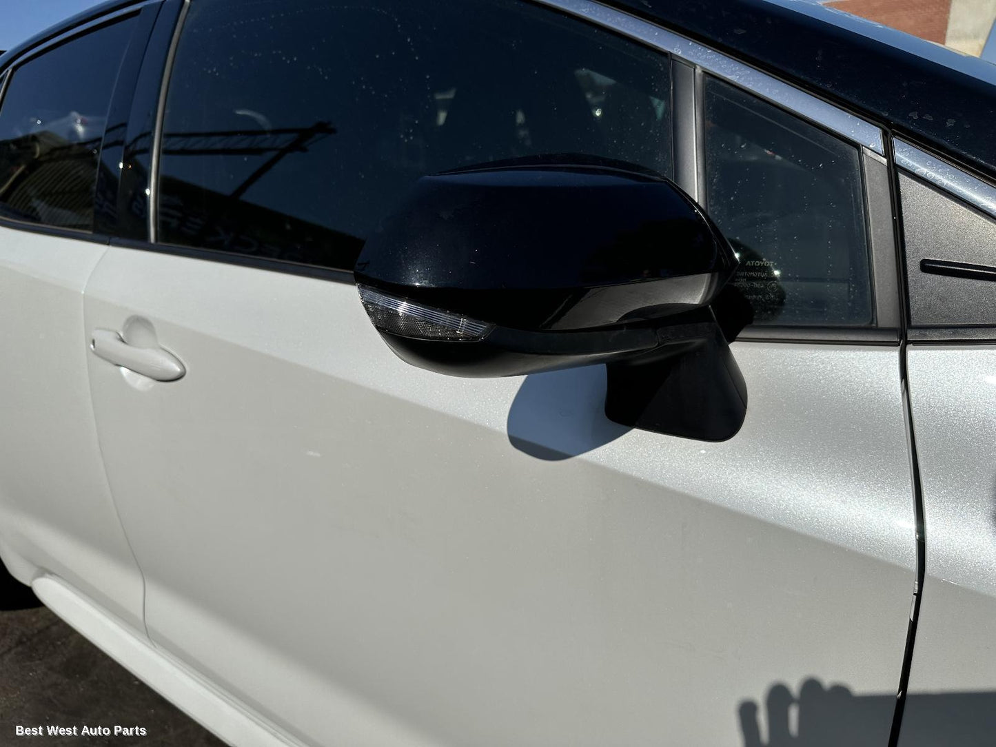 2021 TOYOTA COROLLA Right Door Mirror