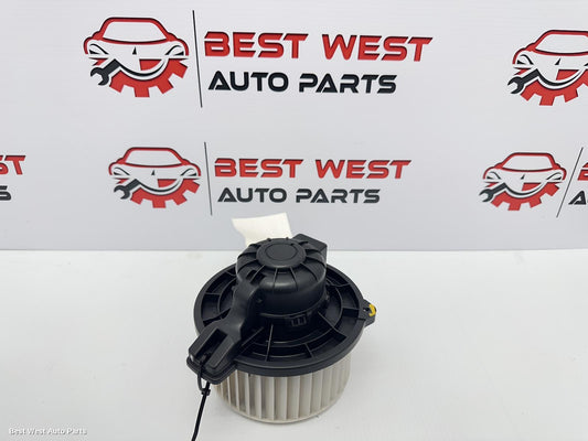 2015 HYUNDAI TUCSON Heater Fan Motor