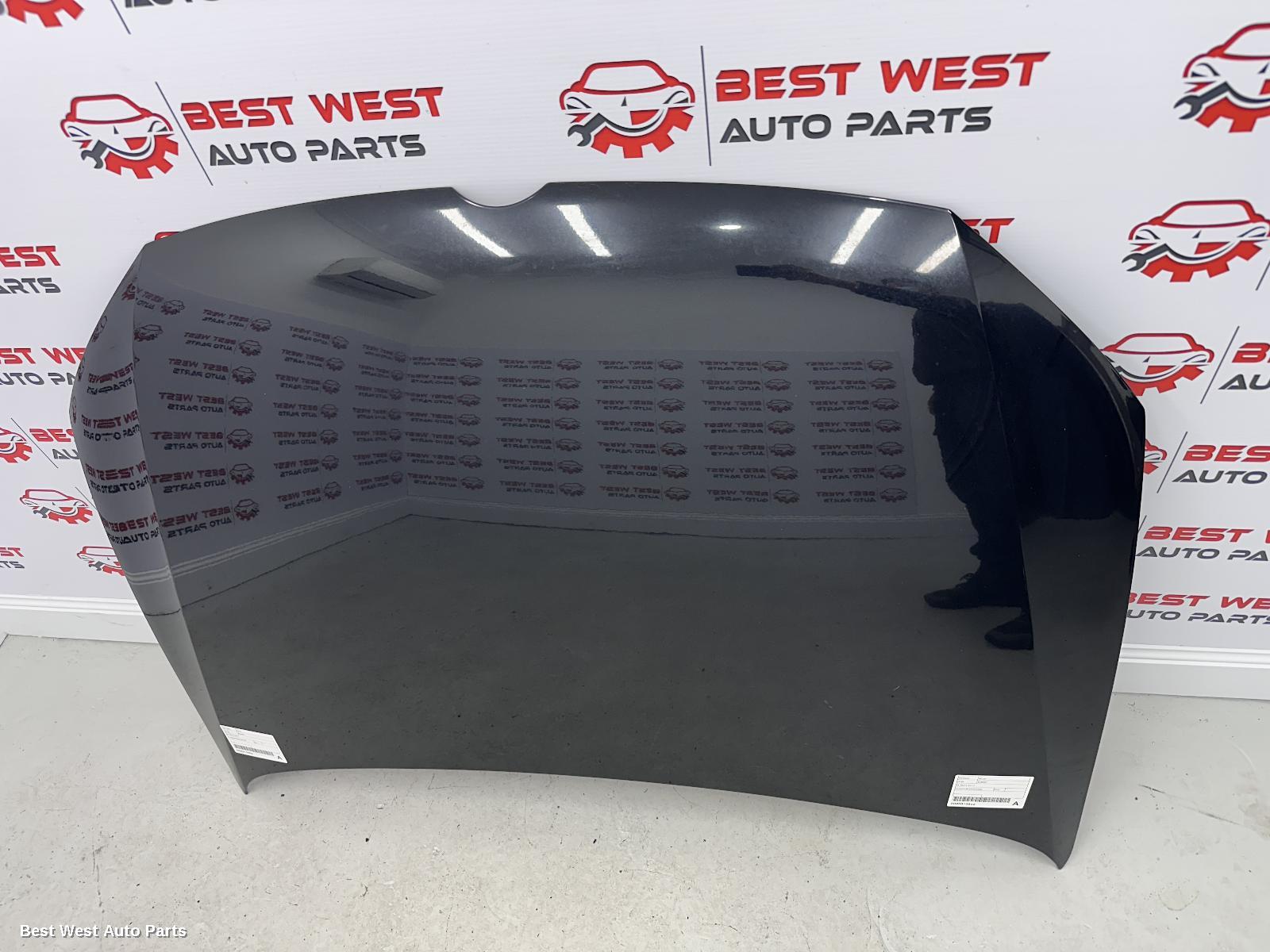2013 VOLKSWAGEN POLO Bonnet