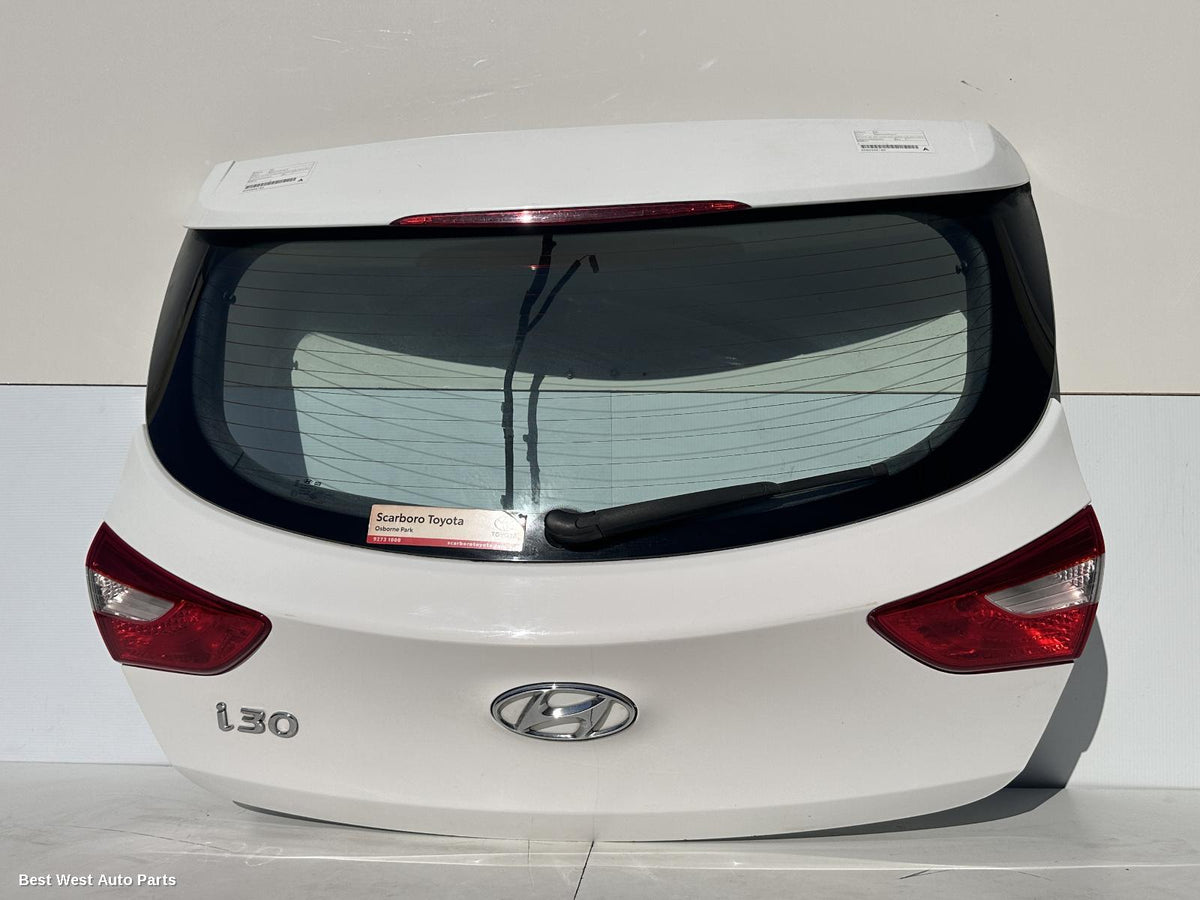 2016 HYUNDAI I30 Bootlid/Tailgate