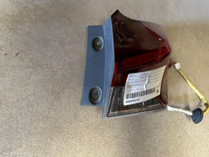2017 TOYOTA COROLLA Right Taillight