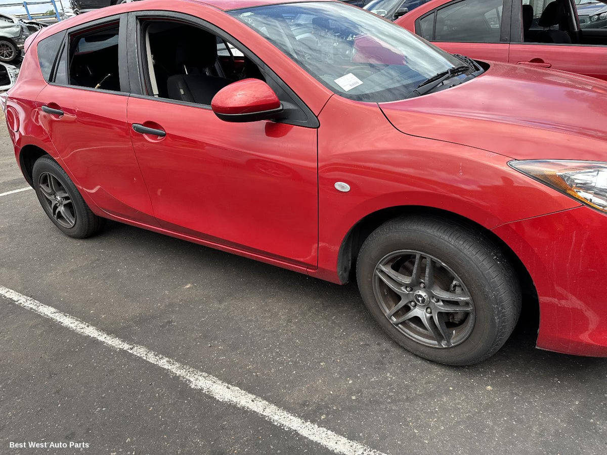 2011 MAZDA 3 Left Taillight