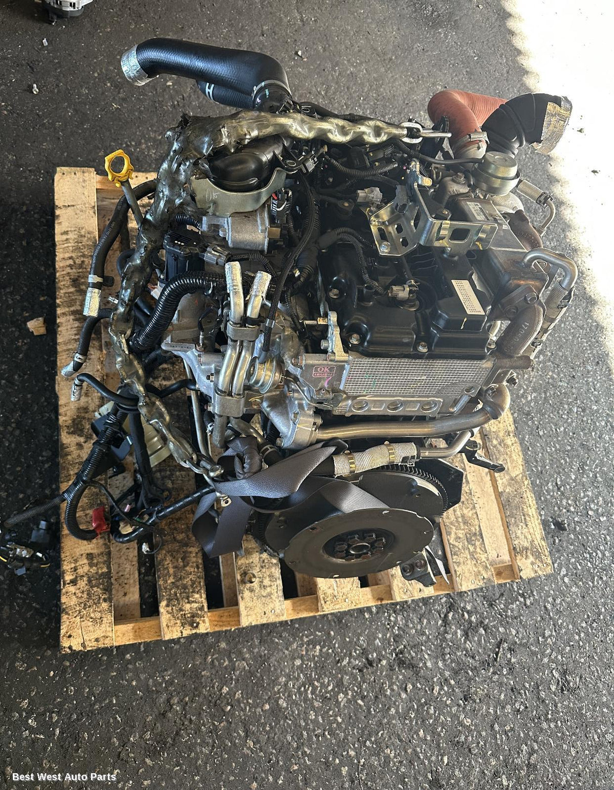 2017 ISUZU MU-X Engine