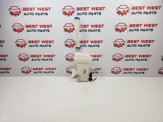 2011 HYUNDAI ILOAD/IMAX Washer Bottle