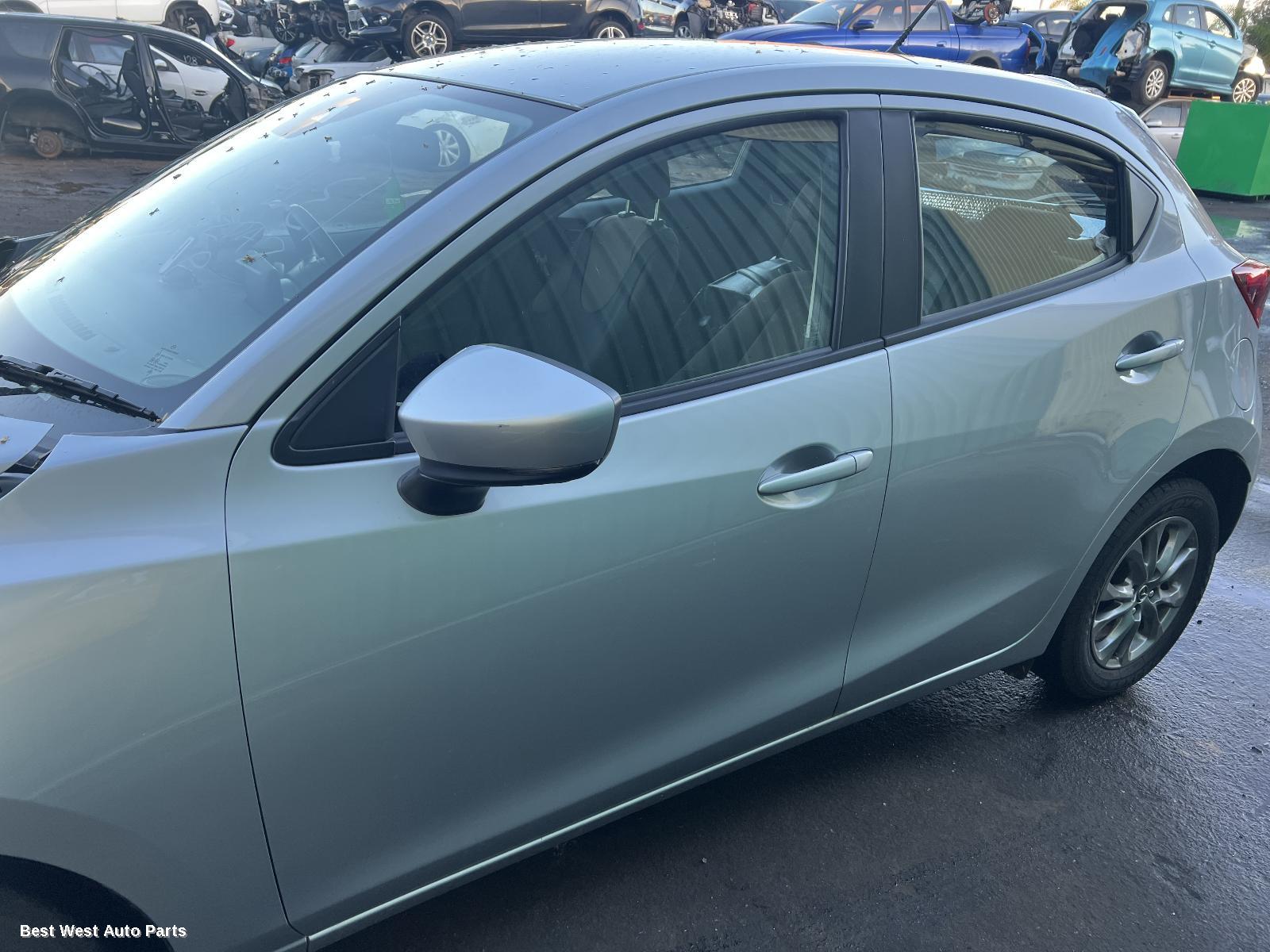 2020 MAZDA 2 Left Front Door Window