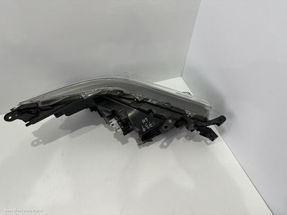 2024 TOYOTA HILUX Left Headlamp