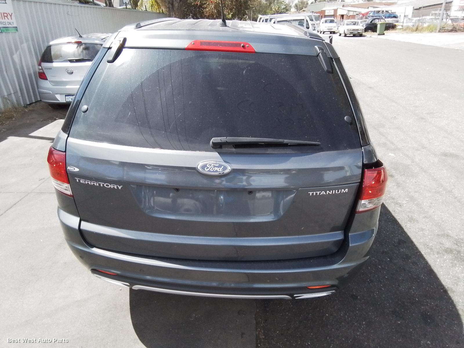 2014 FORD TERRITORY Radiator