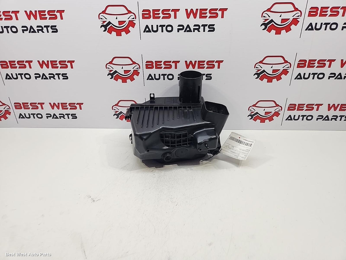 2021 TOYOTA CAMRY Air Cleaner/Box
