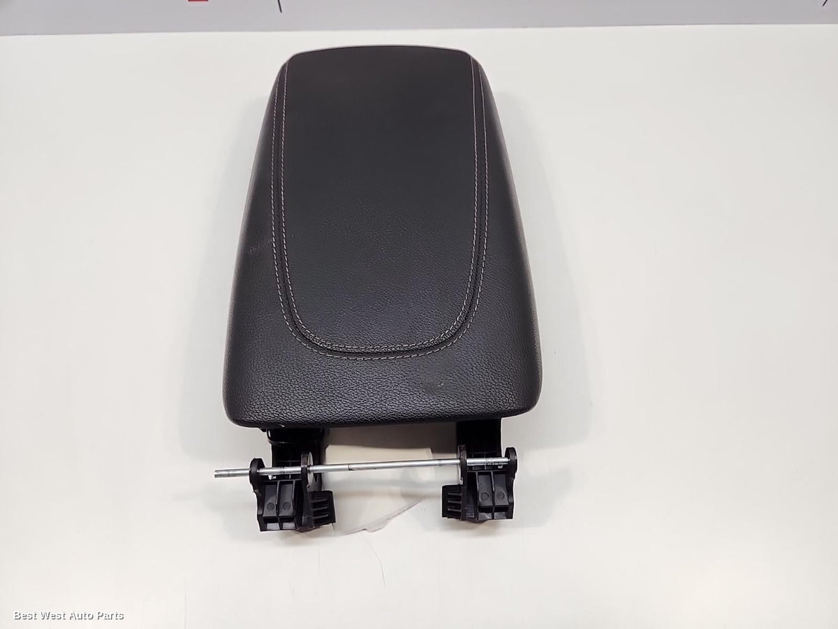 2019 HOLDEN COMMODORE Console