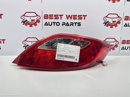 2013 MAZDA 2 Right Taillight