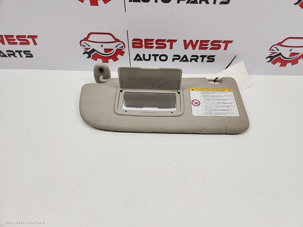 2013 HOLDEN COLORADO Sunvisor