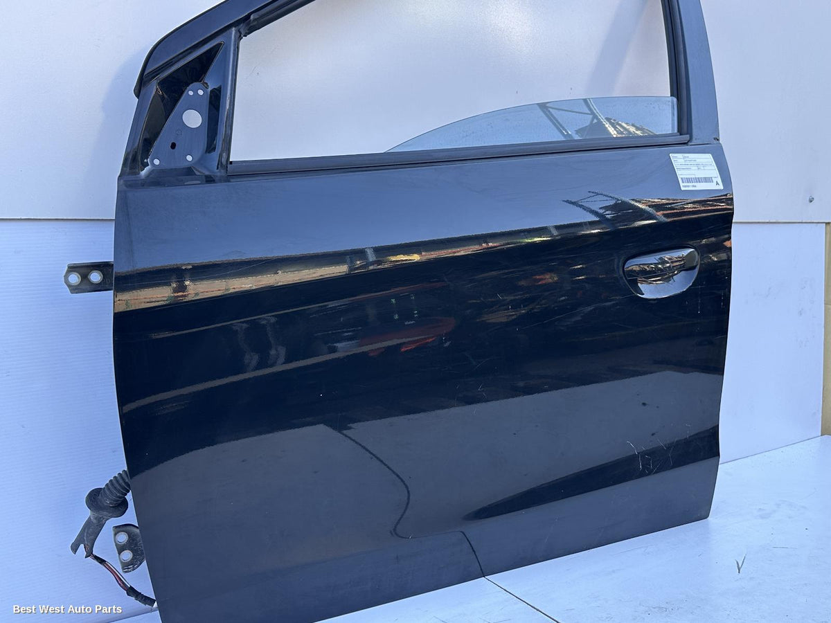 2016 MITSUBISHI MIRAGE Left Front Door