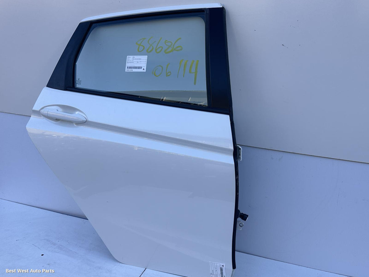 2014 HONDA JAZZ RIGHT_REAR_DOOR_SLIDING