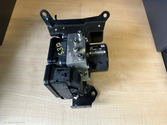 2012 NISSAN NAVARA Abs Pump/Modulator
