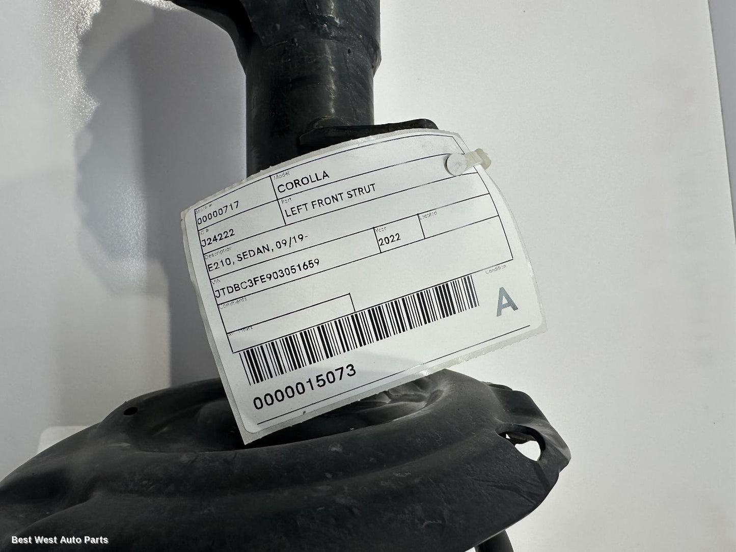 2022 TOYOTA COROLLA Left Front Strut