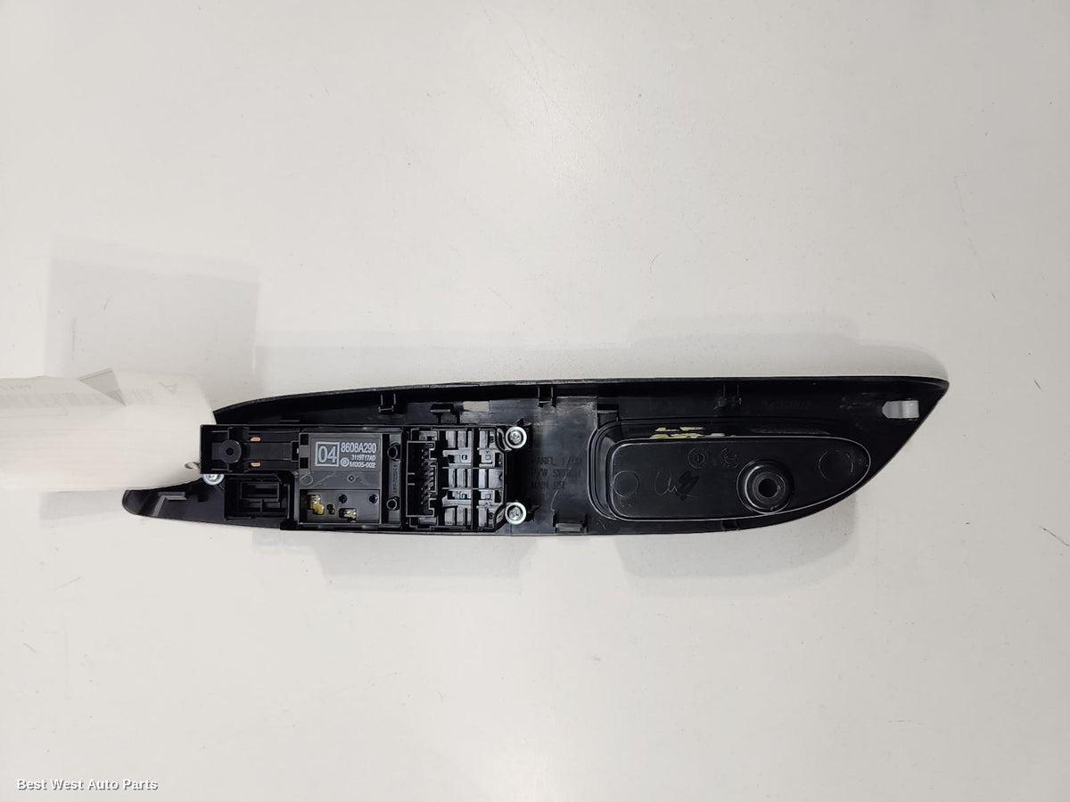 2019 MITSUBISHI TRITON Pwr Dr Wind Switch