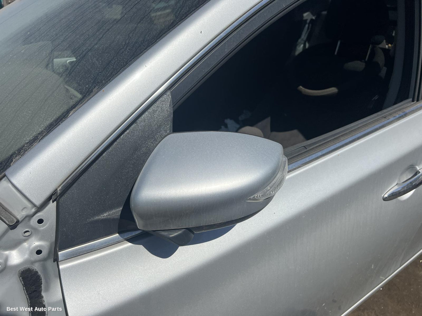 2015 NISSAN PULSAR Sunvisor