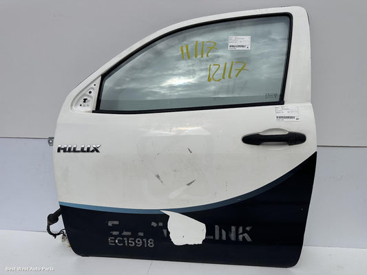 2018 TOYOTA HILUX Left Front Door Window