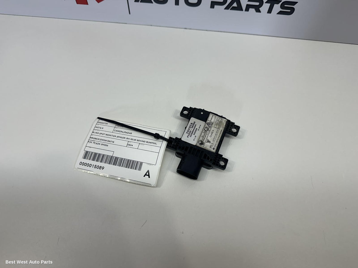 2024 TOYOTA HILUX REVERSE_CAMERA