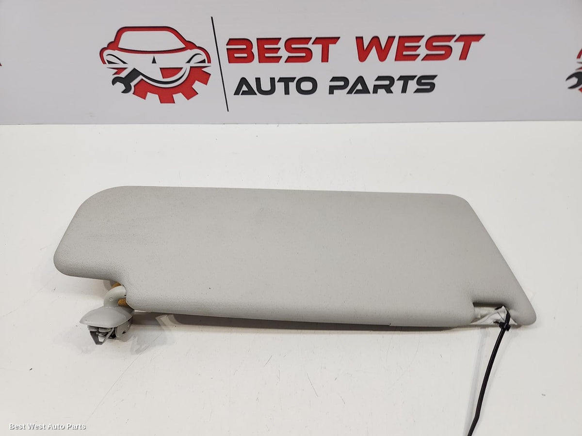 2013 VOLKSWAGEN POLO Sunvisor
