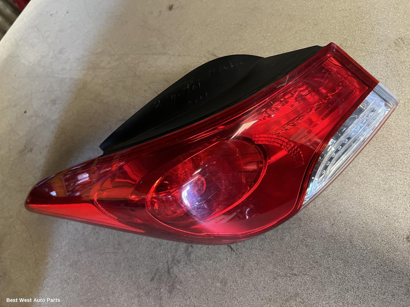 2012 HYUNDAI ELANTRA Left Taillight