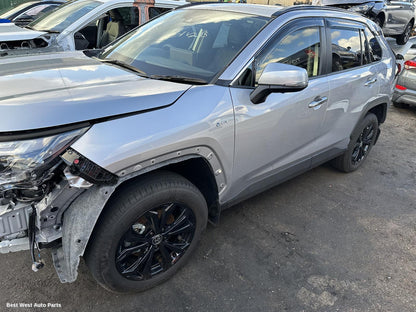 2025 TOYOTA RAV4 Left Rear Hub Assembly