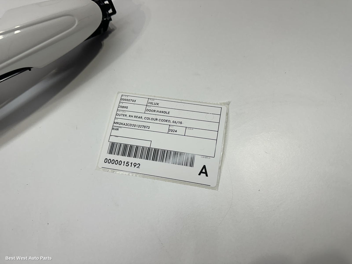 2024 TOYOTA HILUX Door Handle