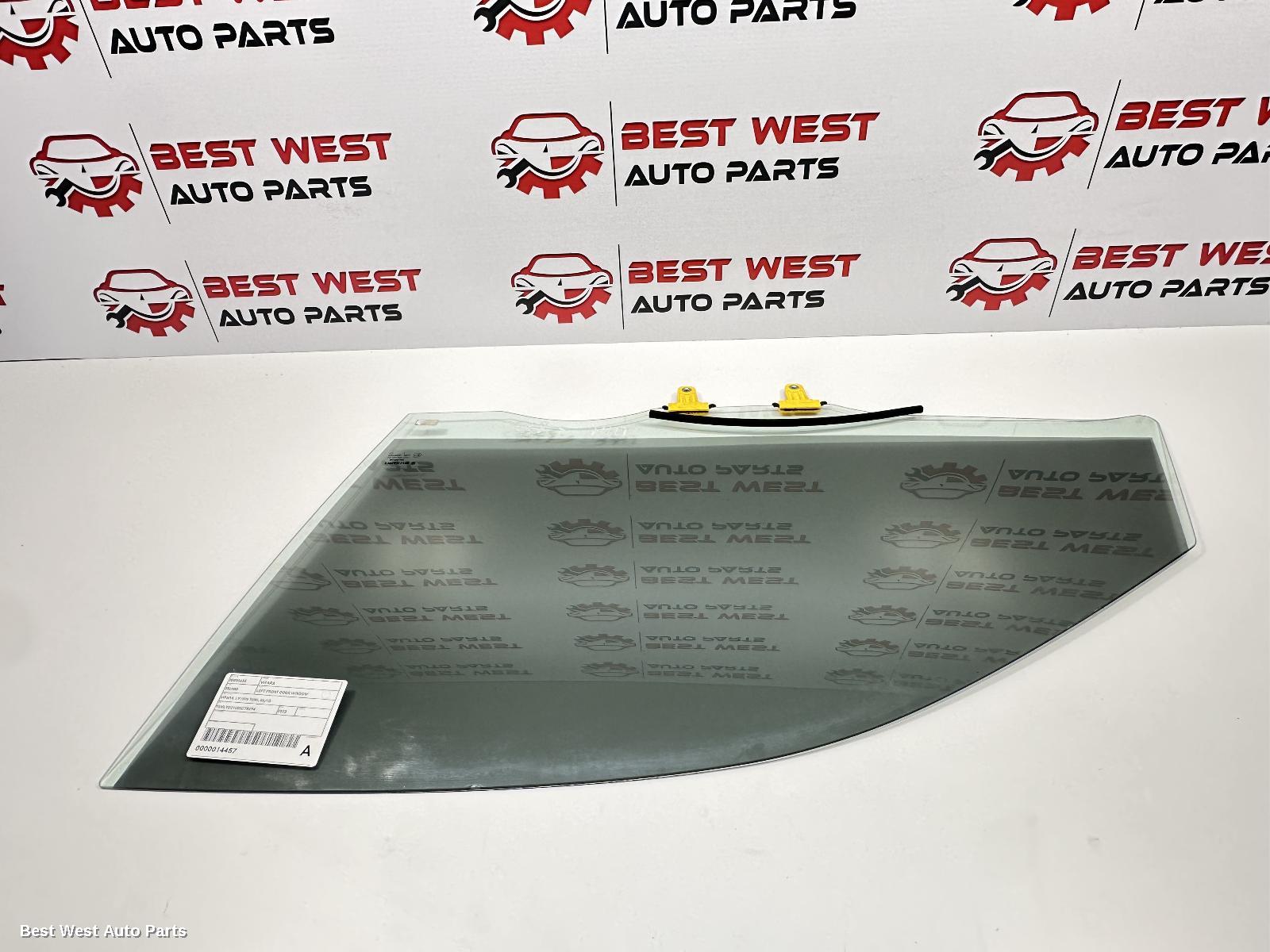 2023 SUZUKI VITARA Left Front Door Window
