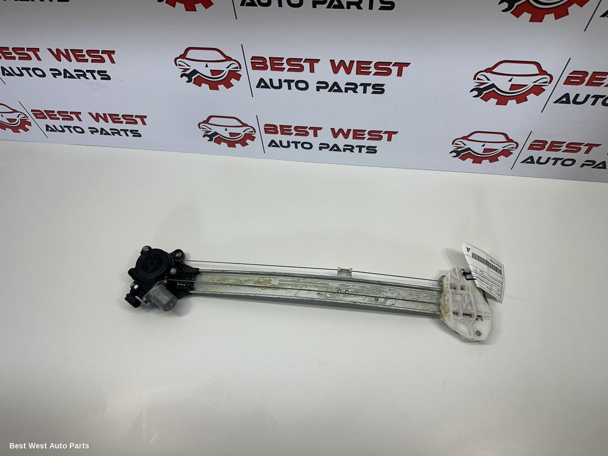 2024 MITSUBISHI TRITON Left Front Window Reg/Motor
