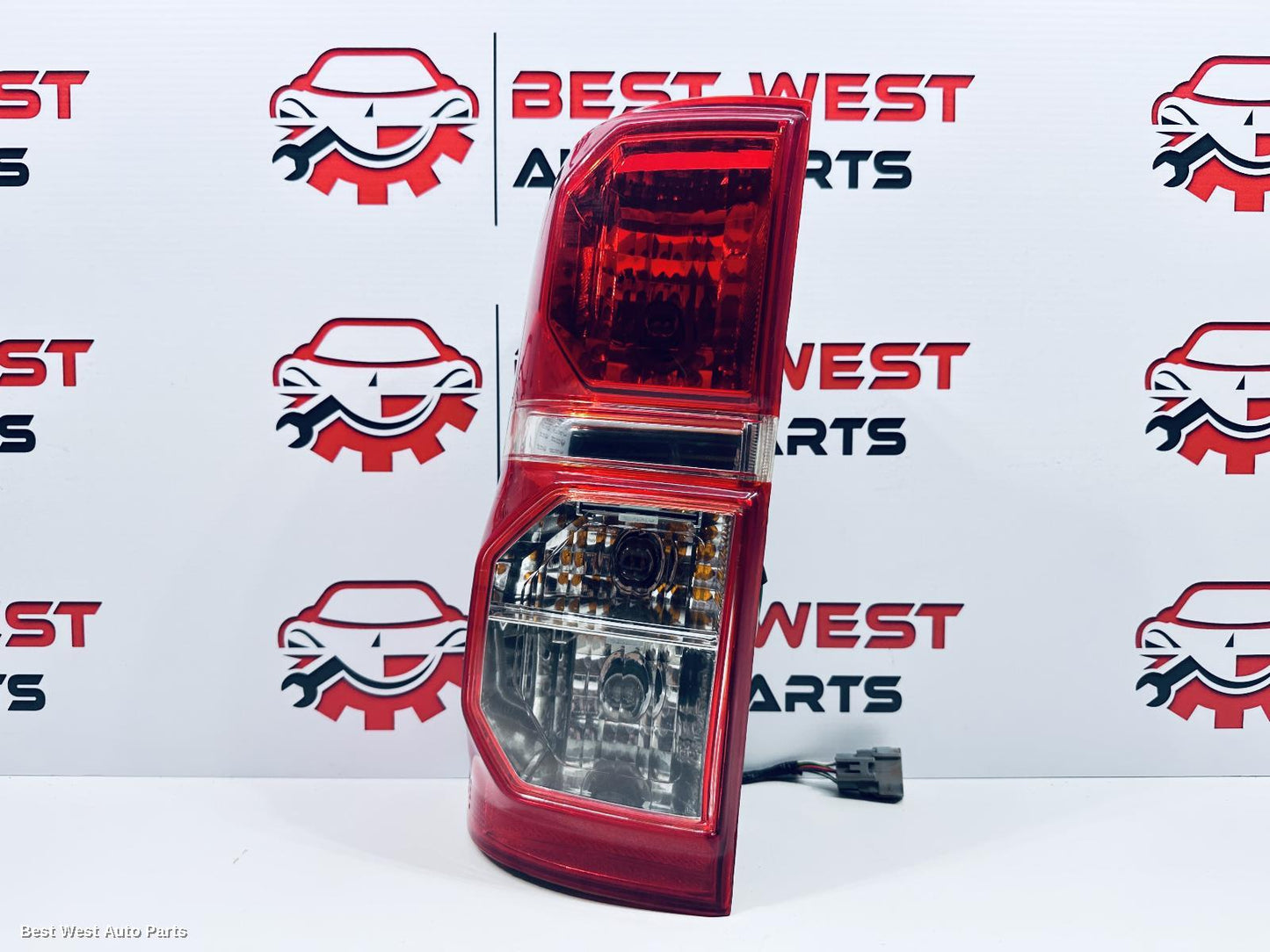 2015 TOYOTA HILUX Left Taillight