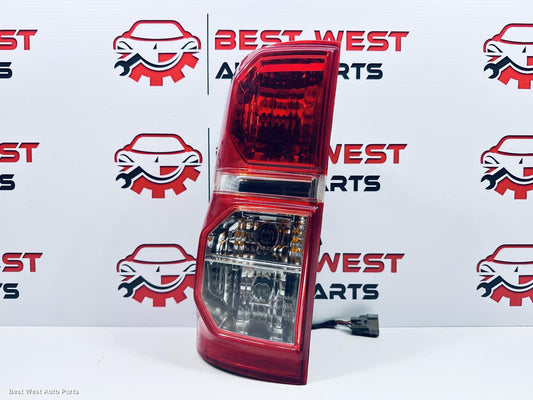 2015 TOYOTA HILUX Left Taillight