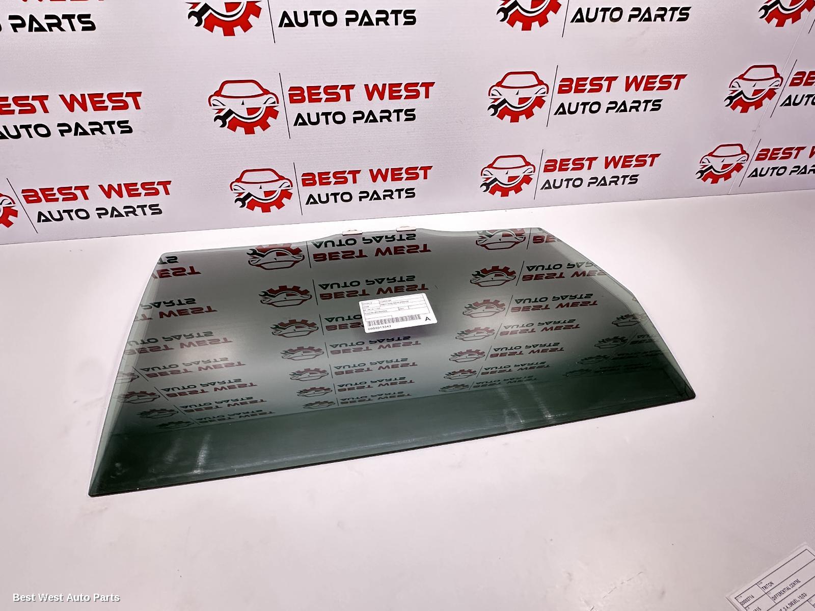 2021 SUBARU FORESTER Right Rear Door Window