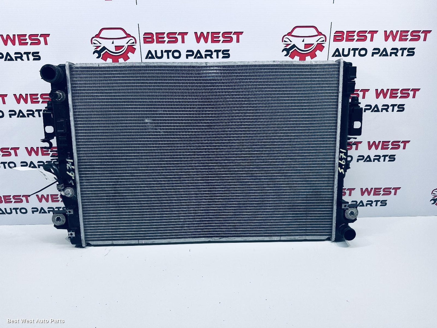 2021 NISSAN NAVARA Radiator