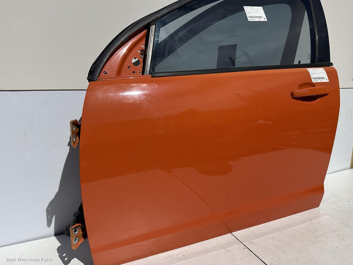2013 HOLDEN COMMODORE Left Front Door
