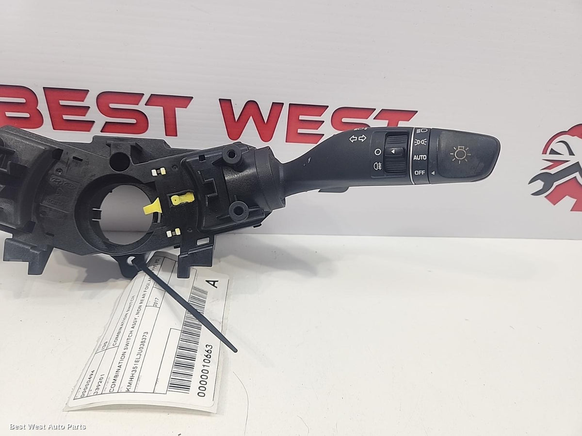 2017 HYUNDAI I30 Combination Switch