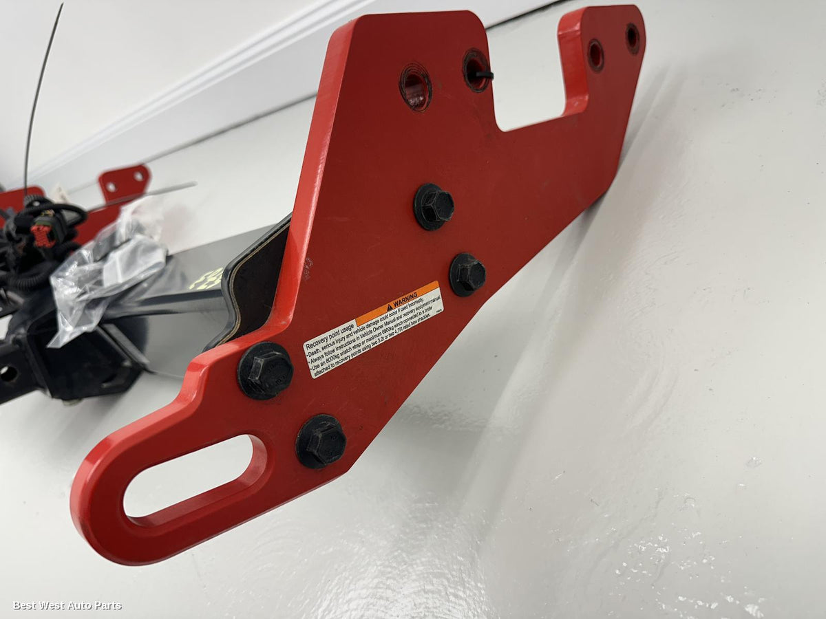2024 TOYOTA HILUX Towbar