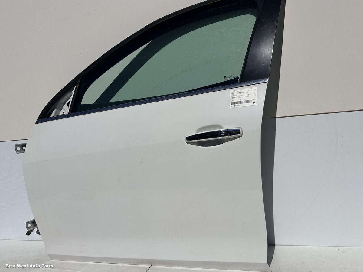 2015 HOLDEN MALIBU Left Front Door
