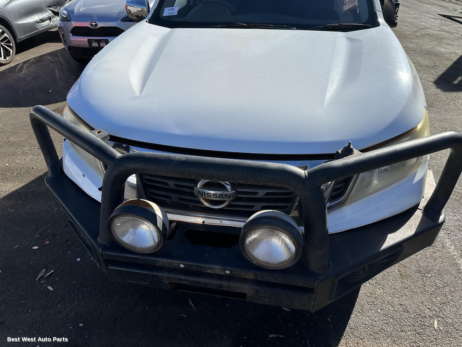 2016 NISSAN NAVARA Engine